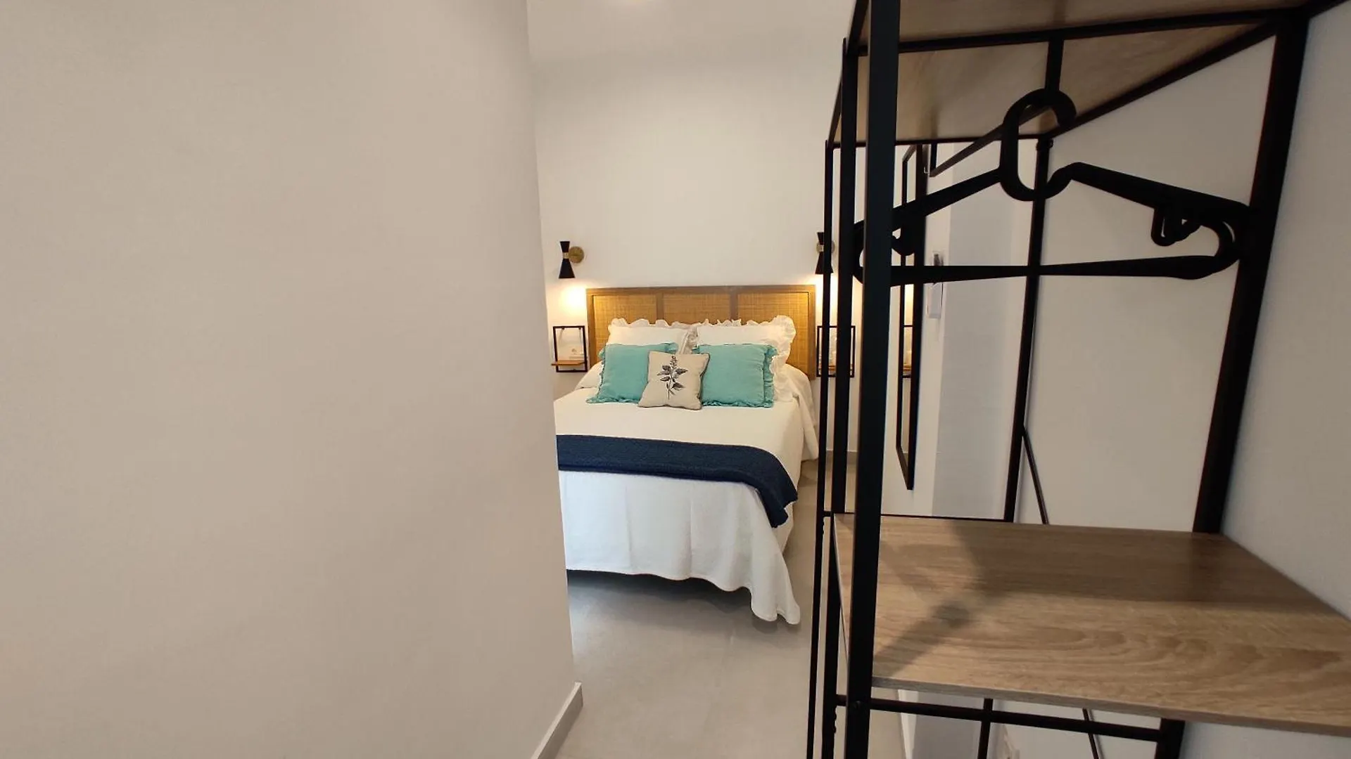 Luxury & Comfort A 2 Minutos De Parking Publico Jaen 0*,  Spain